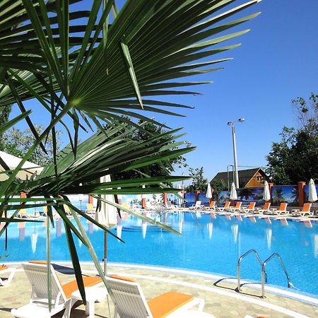 Grand-Marine Hotel & Spa Burlach'ya Balka Buitenkant foto
