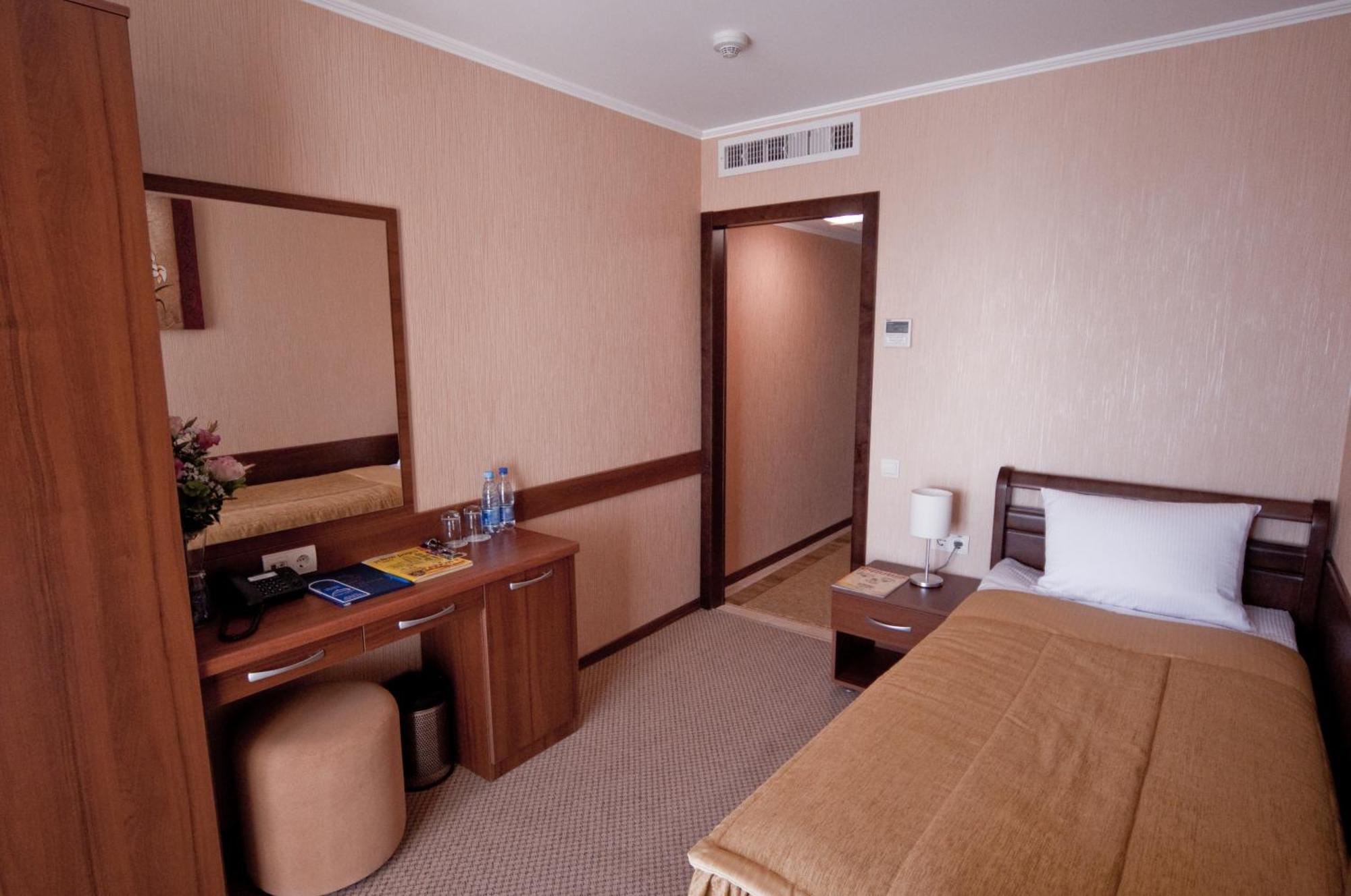 Grand-Marine Hotel & Spa Burlach'ya Balka Kamer foto