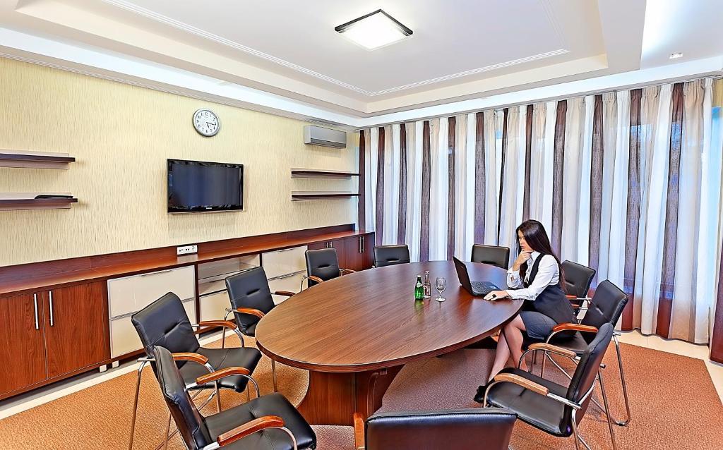 Grand-Marine Hotel & Spa Burlach'ya Balka Buitenkant foto