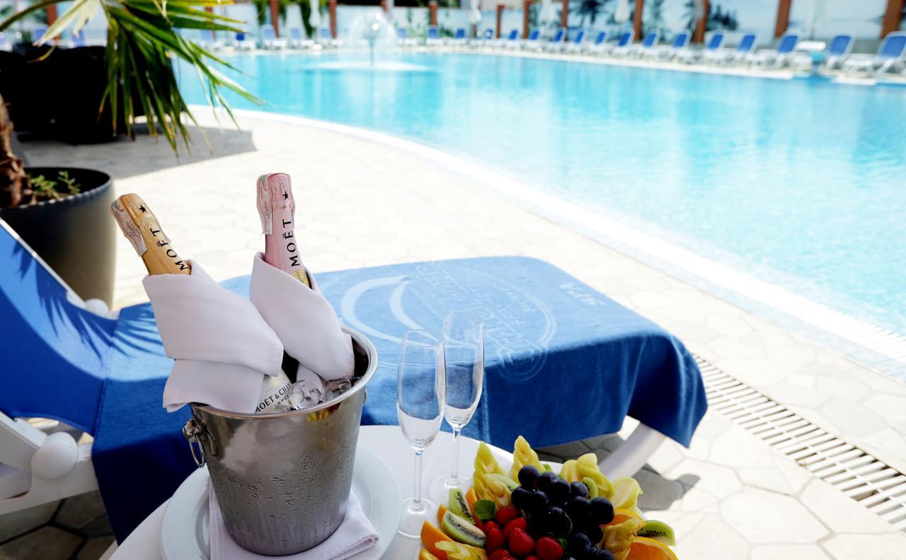 Grand-Marine Hotel & Spa Burlach'ya Balka Buitenkant foto